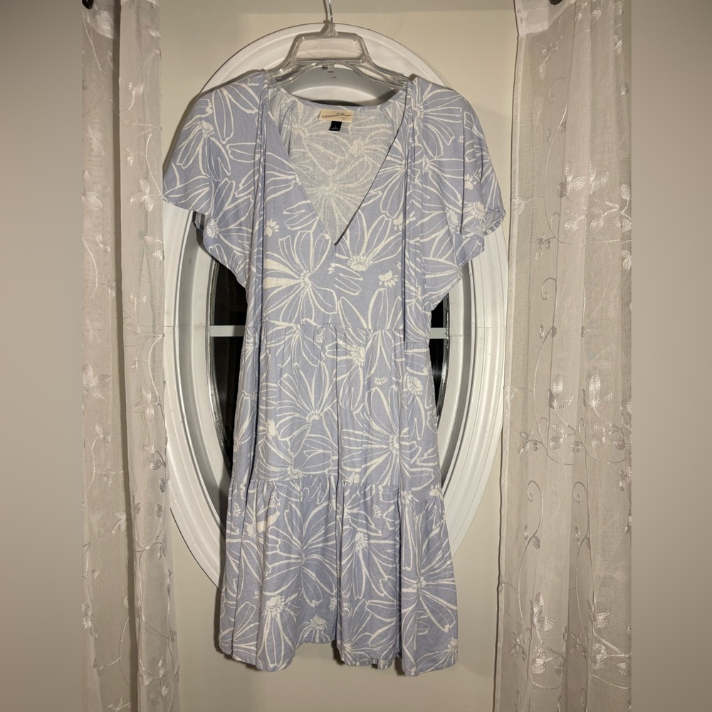 Universal Thread Light Blue Linen Floral Dress - S